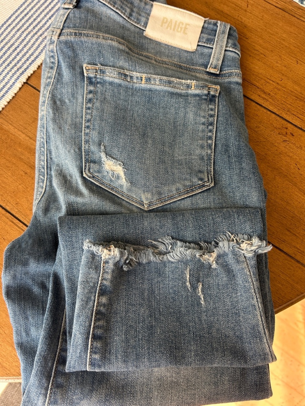 PAIGE Hoxton Straight Crop Jeans - Light Blue Denim 27